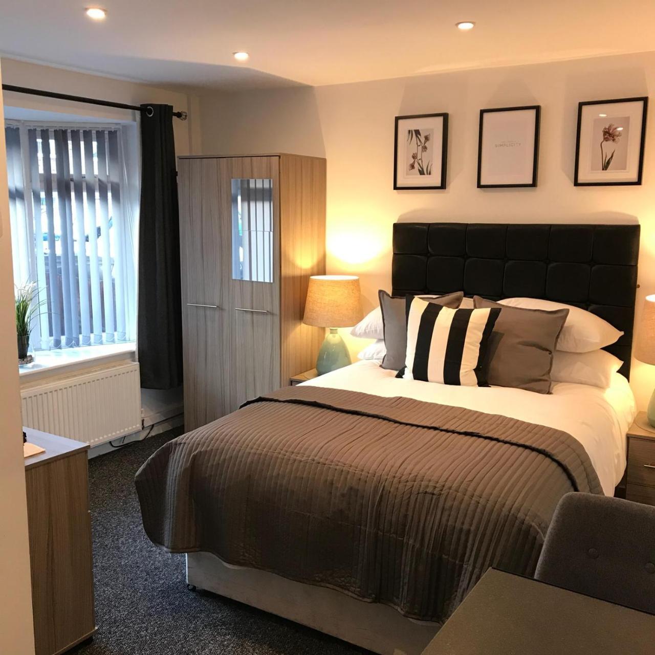 Glaisdale Studios Wolverhampton Eksteriør billede